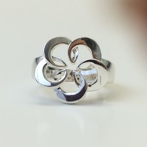 925 Sterling Silver Floral Hawaiian Ring 5.5-5.75